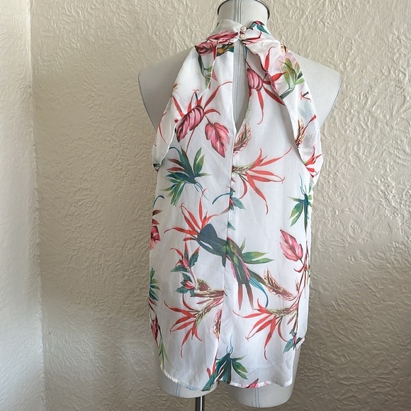Sweet Pea x New York & Company Birds of Paradise Flower Bow Neck Top Shirt NWT - Picture 4 of 9